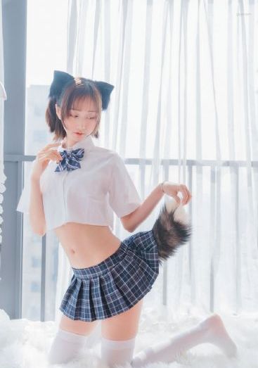 美女与男子在线观看