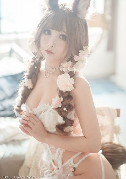 女朋友的丰满妈咪